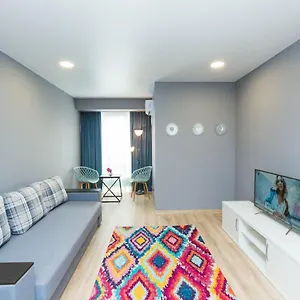 Stylish 2-rooms Апартаменты Киев